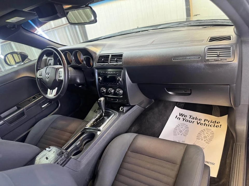 2011 Dodge Challenger 3rd Gen - Image 9 of 10