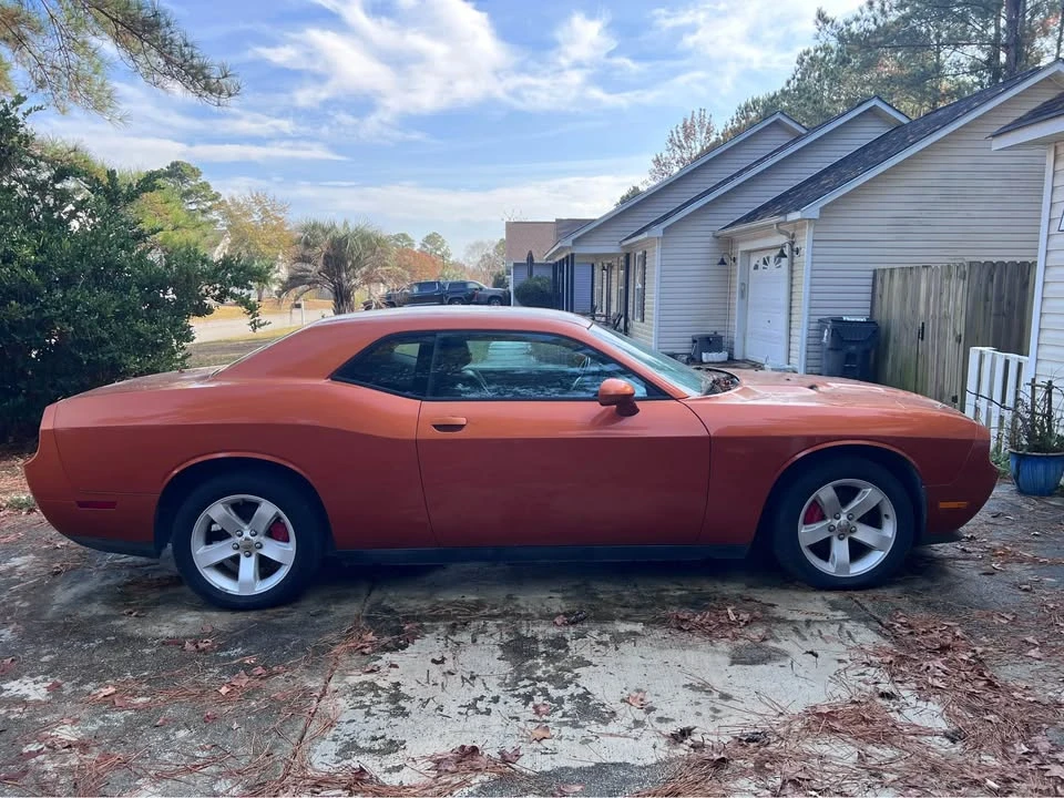 2011 Dodge Challenger 3rd Gen - Image 4 of 10
