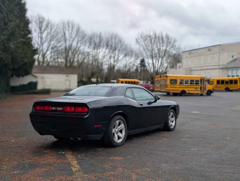 2011 Dodge Challenger 3rd Gen - Image 5 of 12