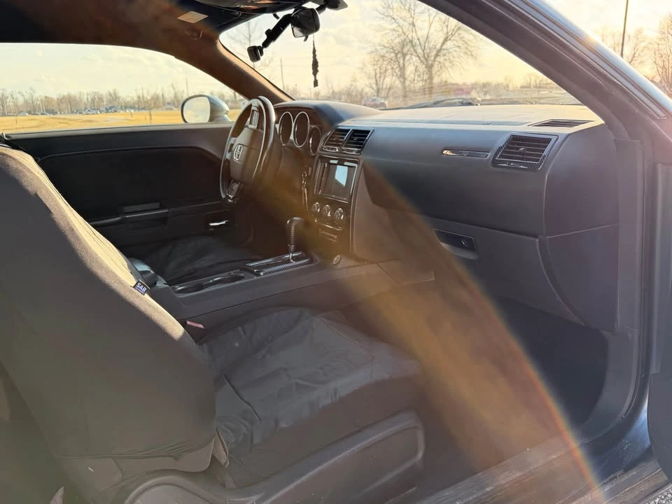 2011 Dodge Challenger 3rd Gen - Image 3 of 7