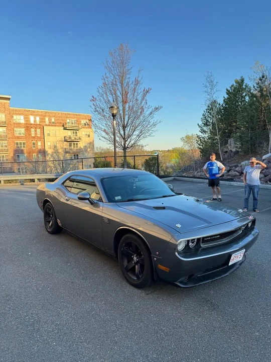 2011 Dodge Challenger 3rd Gen - Image 3 of 8