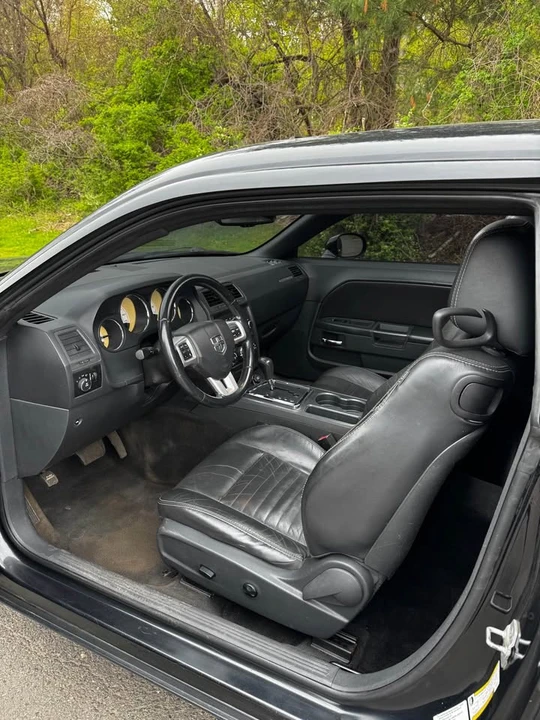 2011 Dodge Challenger 3rd Gen - Image 11 of 19