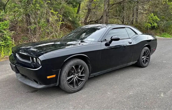 2011 Dodge Challenger SXT