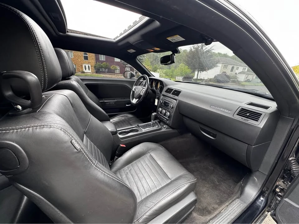 2011 Dodge Challenger 3rd Gen - Image 14 of 19