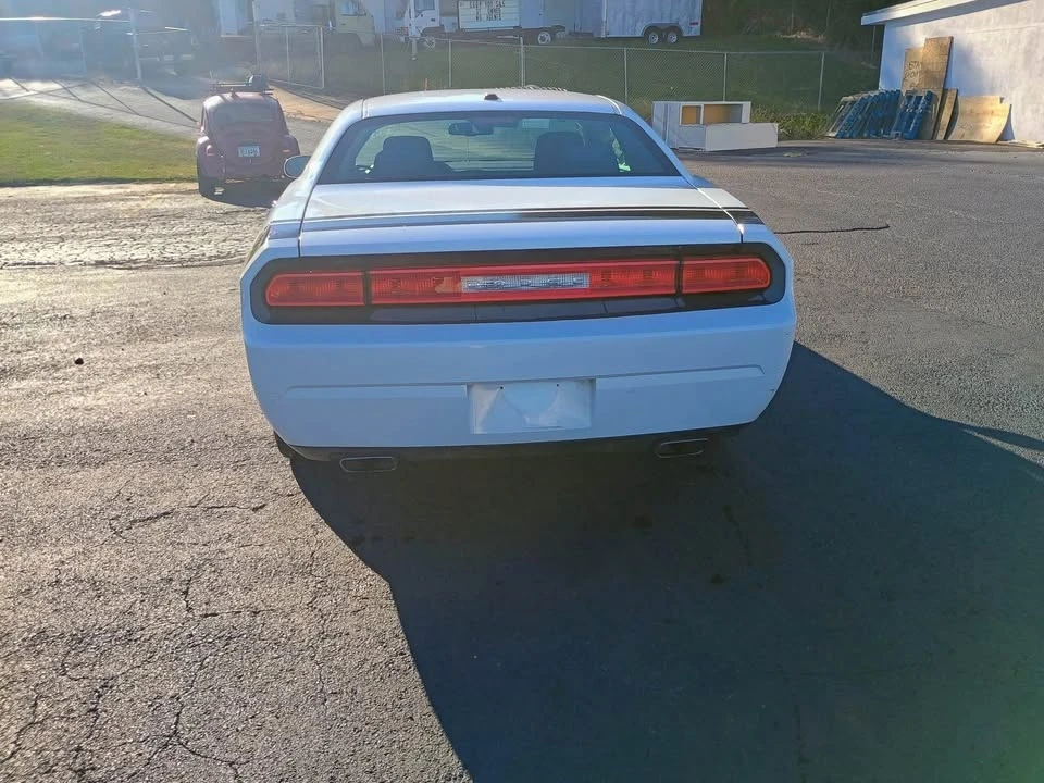 2011 Dodge Challenger 3rd Gen - Image 7 of 13