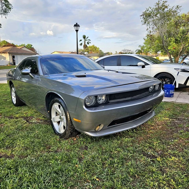 2011 Dodge Challenger 3rd Gen - Image 2 of 8