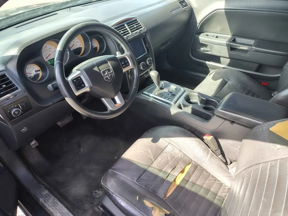 2011 Dodge Challenger 3rd Gen - Image 3 of 4