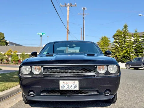 2011 Dodge Challenger V6