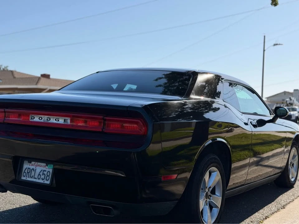 2011 Dodge Challenger 3rd Gen - Image 5 of 10