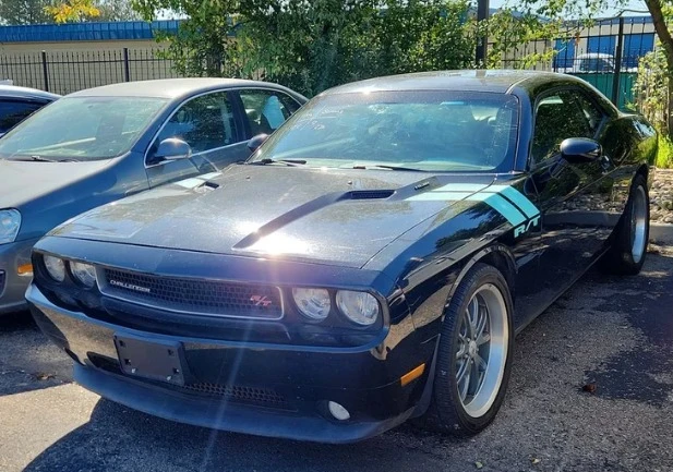 2011 Dodge Challenger 3rd Gen - Image 2 of 3