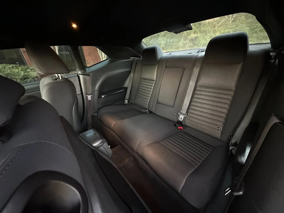 2011 Dodge Challenger 3rd Gen - Image 10 of 17
