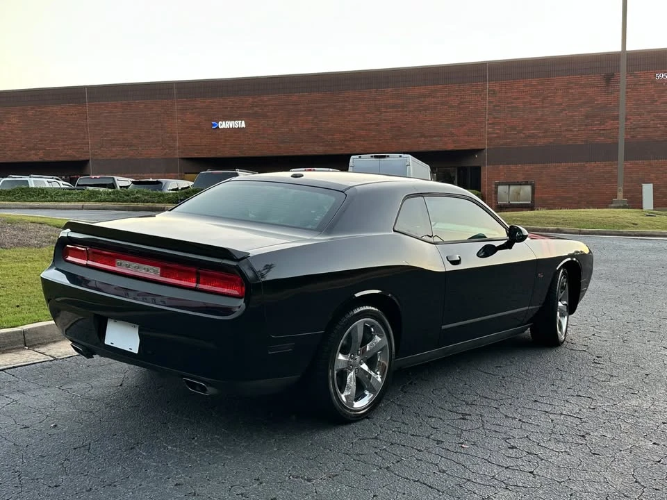 2011 Dodge Challenger 3rd Gen - Image 7 of 17