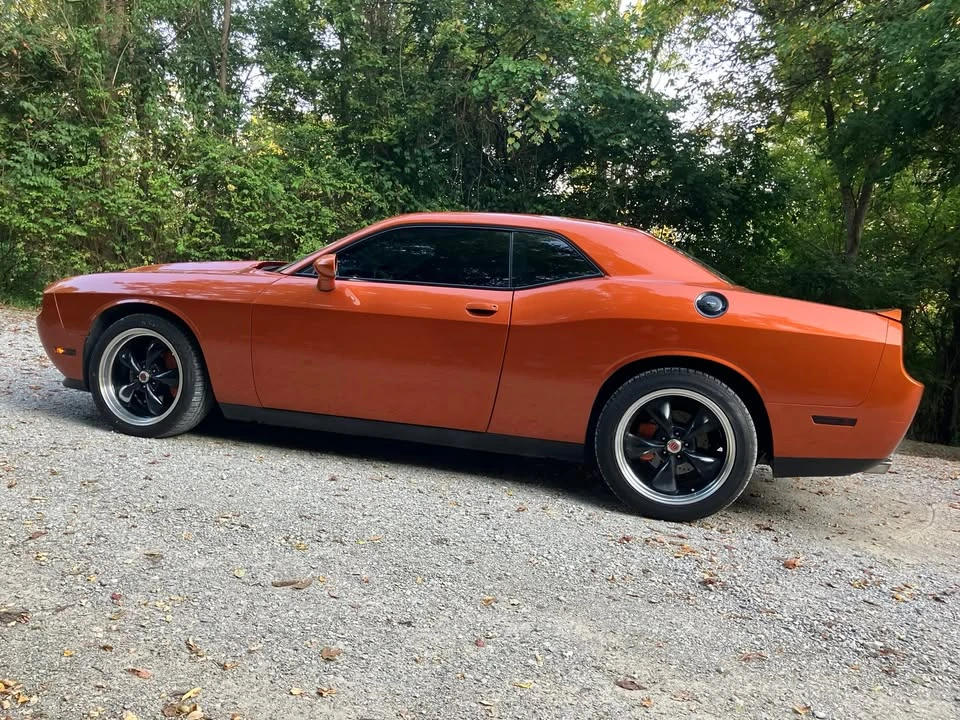 2011 Dodge Challenger 3rd Gen - Image 2 of 6