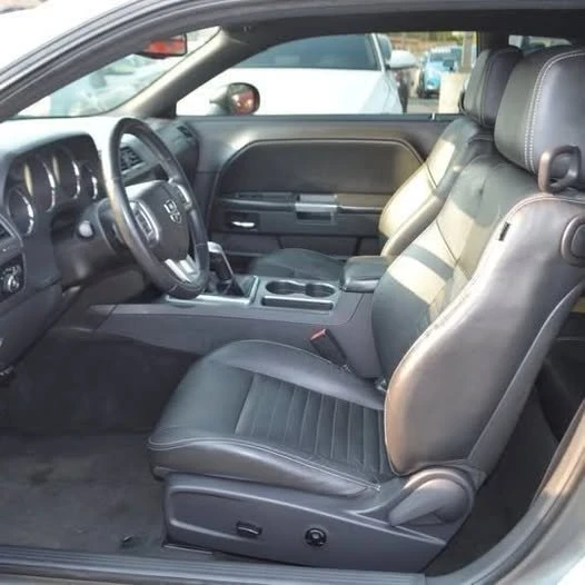 2011 Dodge Challenger 3rd Gen - Image 8 of 15