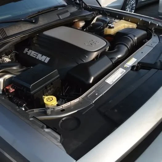 2011 Dodge Challenger 3rd Gen - Image 14 of 15