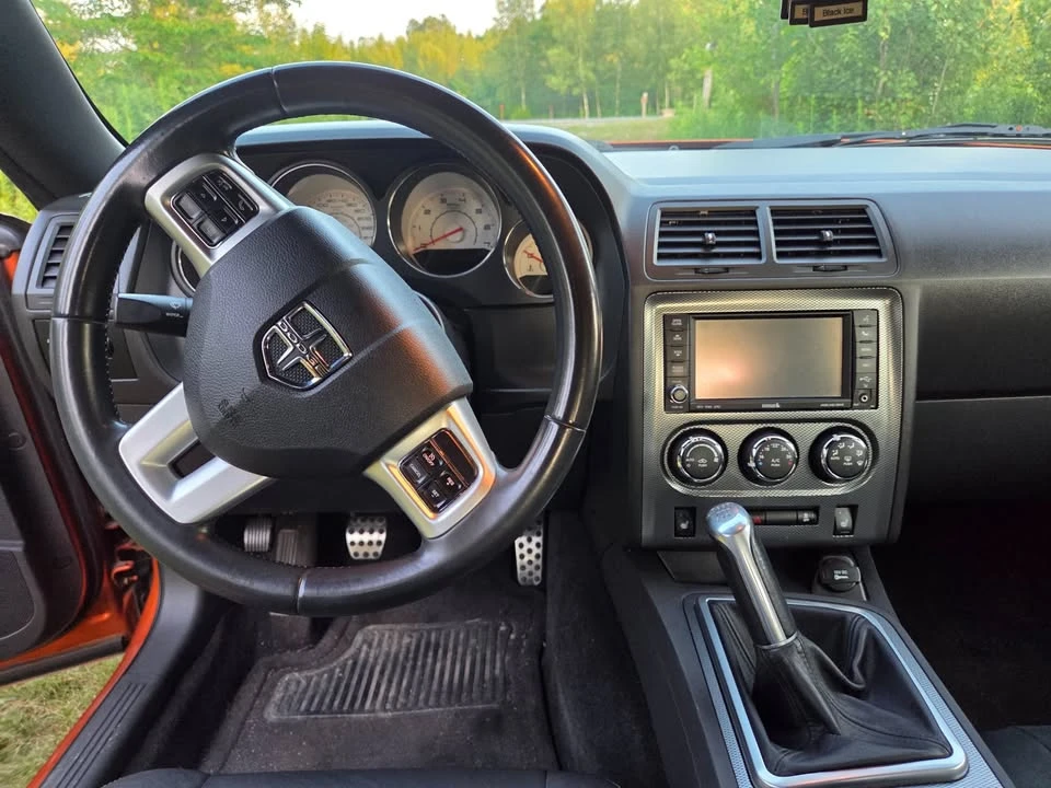 2011 Dodge Challenger 3rd Gen - Image 10 of 12