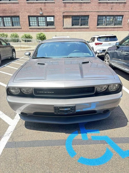 2011 Dodge Challenger 3rd Gen - Image 3 of 4
