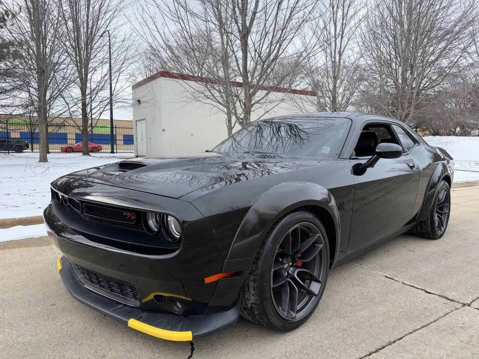2011 Dodge Challenger SRT8 & 392 3rd Gen - Image 2 of 10