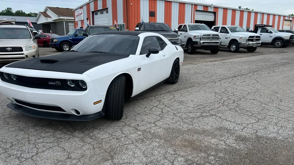 2011 Dodge Challenger SRT8 & 392 3rd Gen - Image 3 of 10