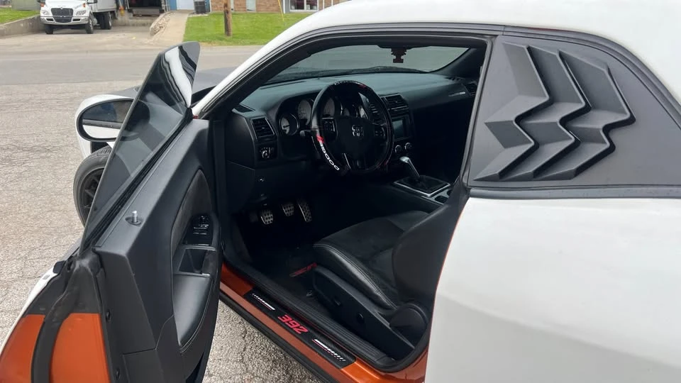 2011 Dodge Challenger SRT8 & 392 3rd Gen - Image 5 of 10