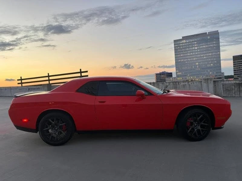 2011 Dodge Challenger 3rd Gen - Image 8 of 12