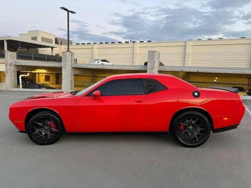2011 Dodge Challenger 3rd Gen - Image 4 of 12