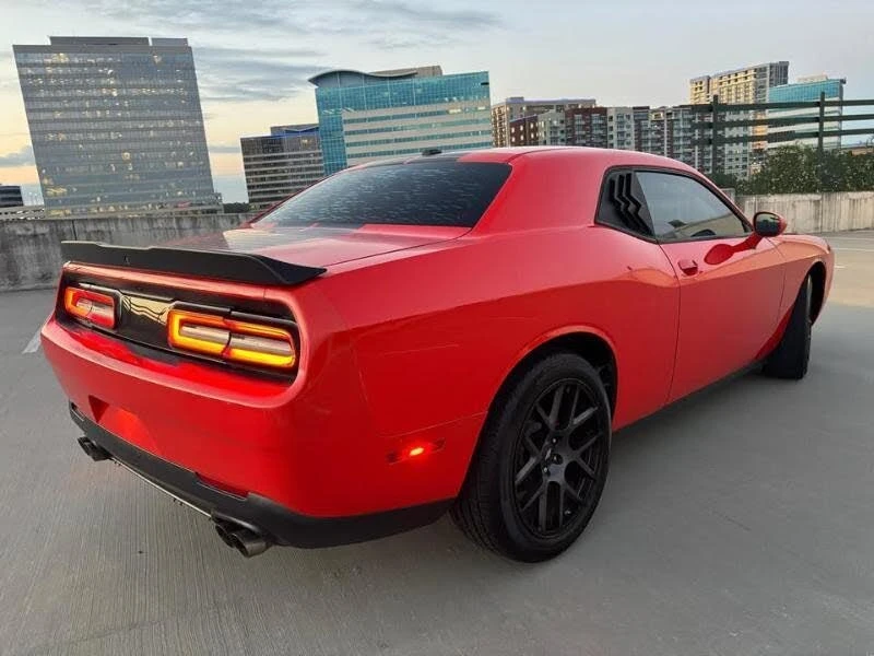 2011 Dodge Challenger 3rd Gen - Image 7 of 12
