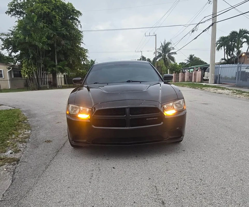 2011 Dodge Charger 7th Gen - Image 8 of 11