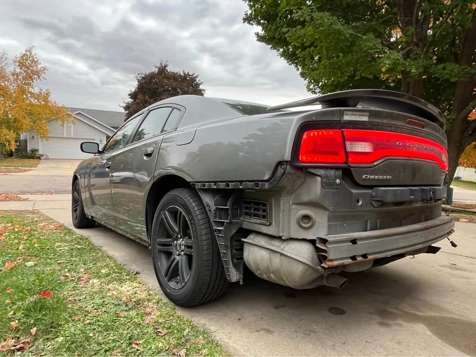 2011 Dodge Charger 7th Gen - Image 5 of 9