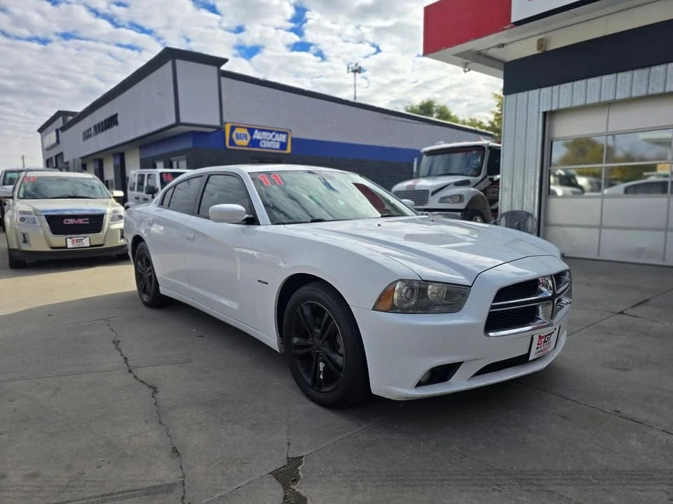 2011 Dodge Charger 7th Gen - Image 3 of 12