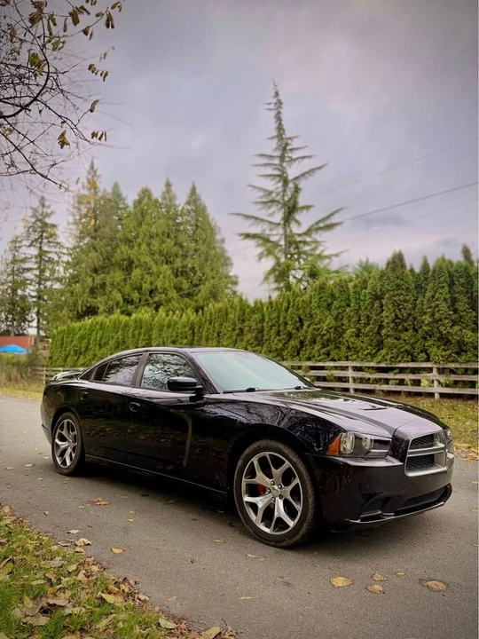 2011 Dodge Charger 7th Gen - Image 6 of 9