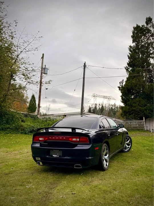 2011 Dodge Charger 7th Gen - Image 4 of 9