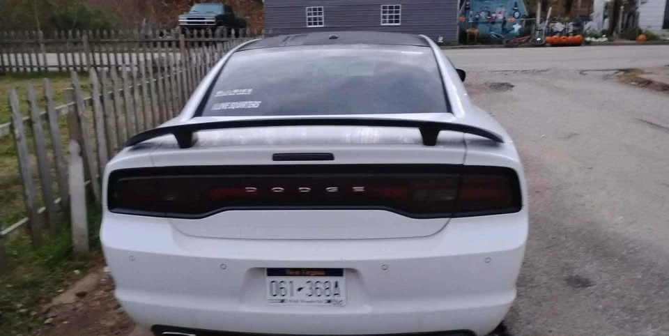2011 Dodge Charger 7th Gen - Image 5 of 6