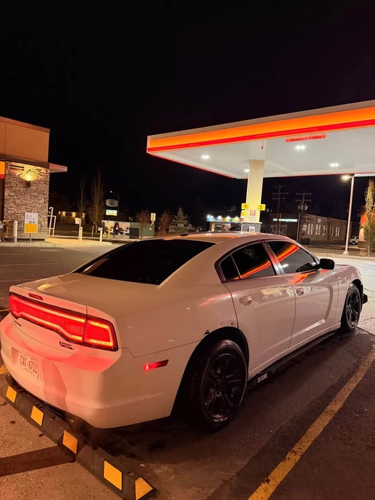 2011 Dodge Charger 7th Gen - Image 4 of 13