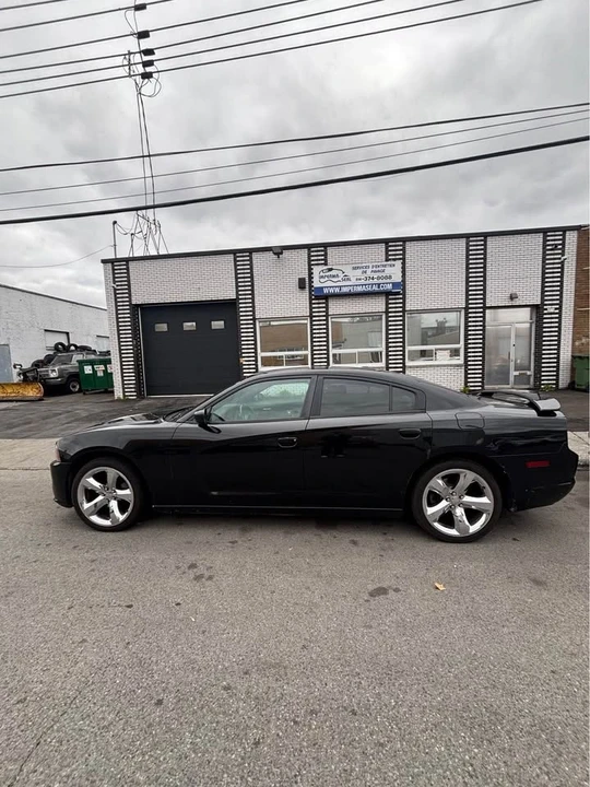 2011 Dodge Charger 7th Gen - Image 4 of 7