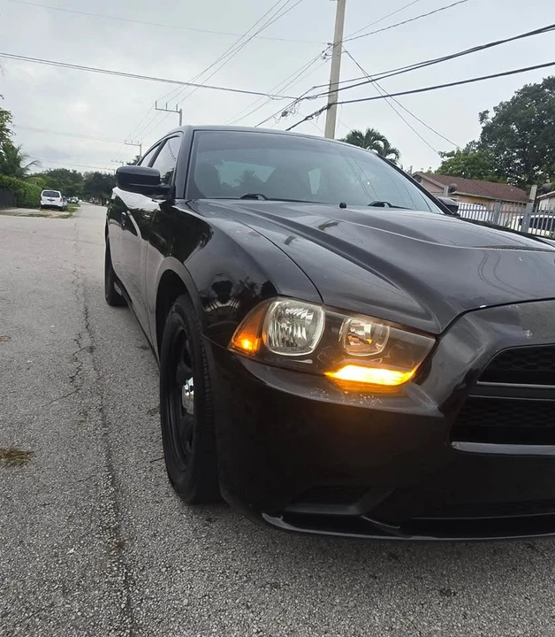2011 Dodge Charger 7th Gen - Image 3 of 11