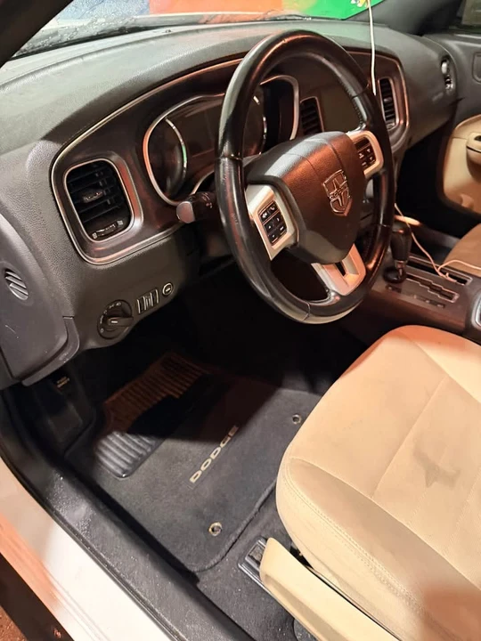2011 Dodge Charger 7th Gen - Image 10 of 20