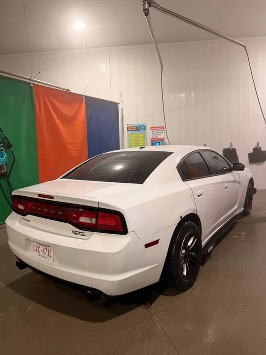 2011 Dodge Charger 7th Gen - Image 2 of 20