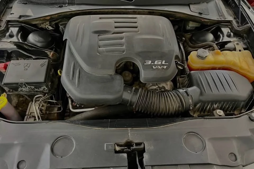 2011 Dodge Charger 7th Gen - Image 7 of 8