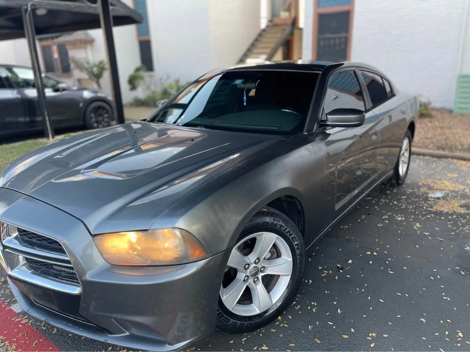 2011 Dodge Charger 7th Gen - Image 10 of 19