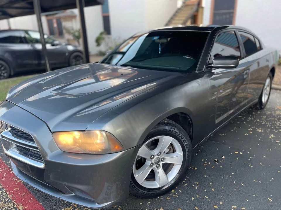 2011 Dodge Charger 7th Gen - Image 17 of 19