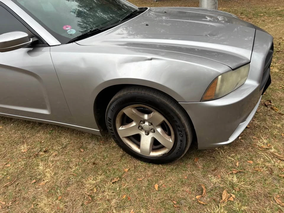 2011 Dodge Charger 7th Gen - Image 3 of 9