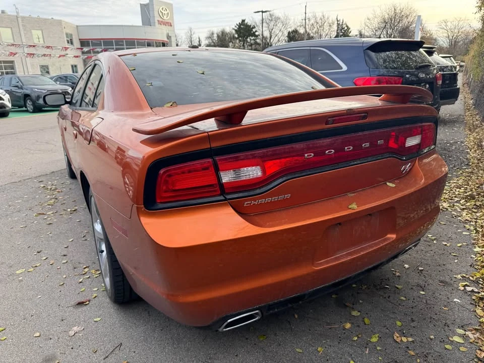 2011 Dodge Charger 6th Gen - Image 4 of 4