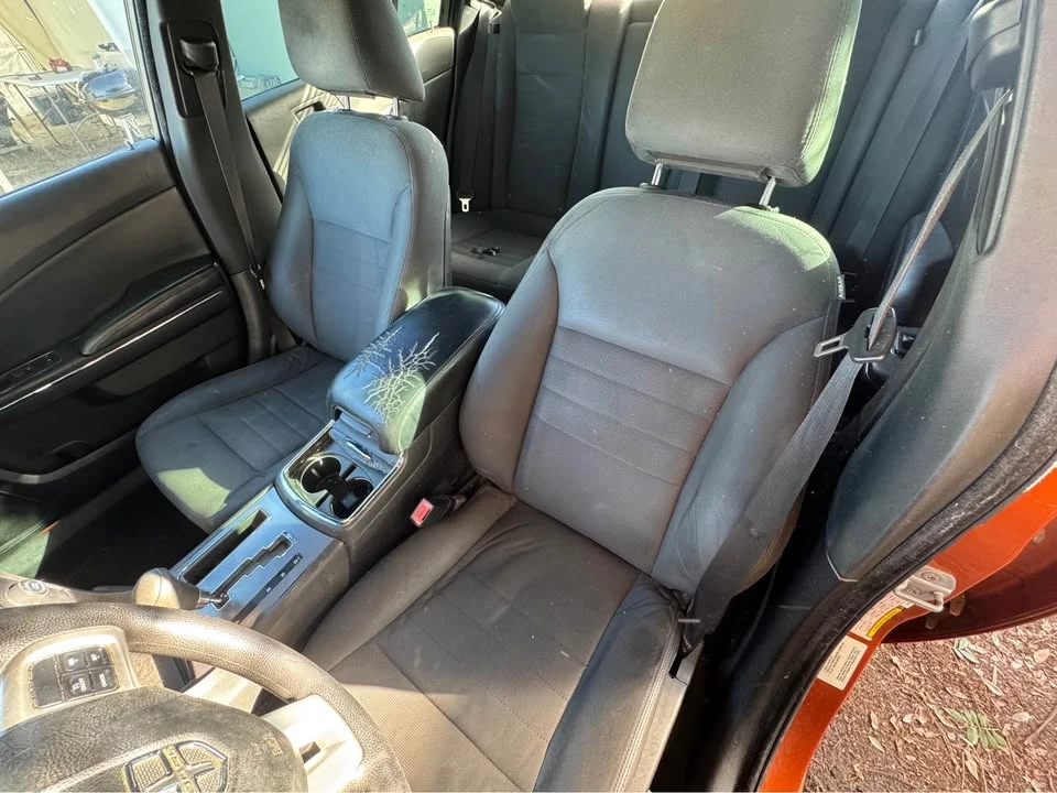 2011 Dodge Charger 7th Gen - Image 7 of 9