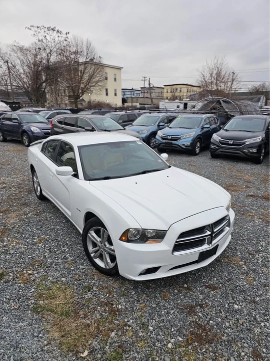 2011 Dodge Charger 6th Gen - Image 5 of 18