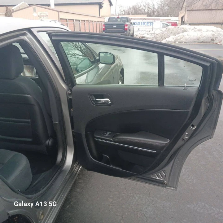 2011 Dodge Charger 7th Gen - Image 7 of 20