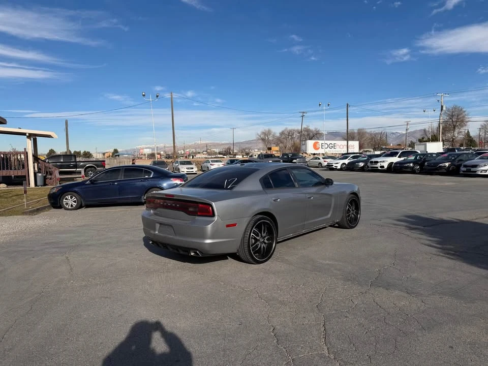 2011 Dodge Charger 7th Gen - Image 5 of 7