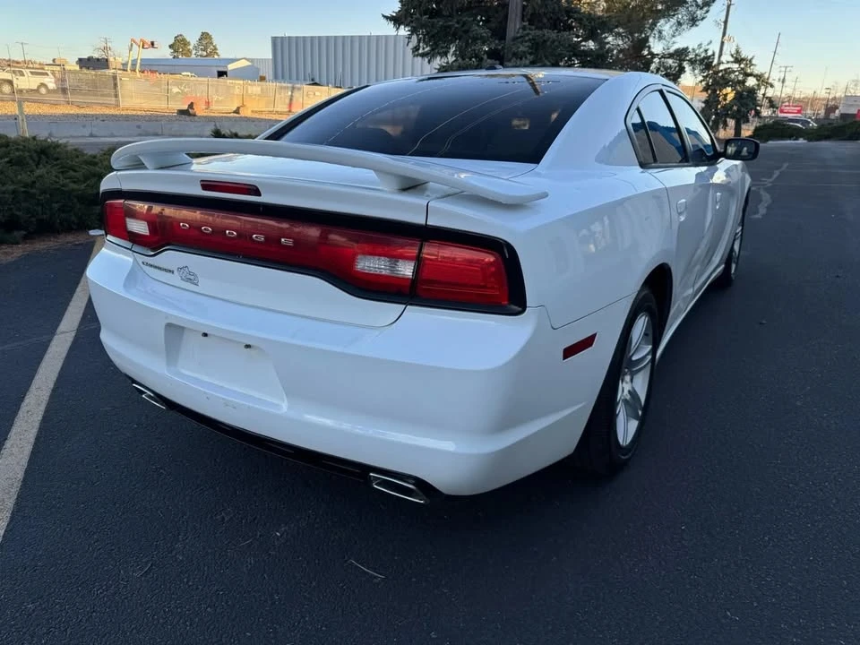 2011 Dodge Charger 7th Gen - Image 4 of 18