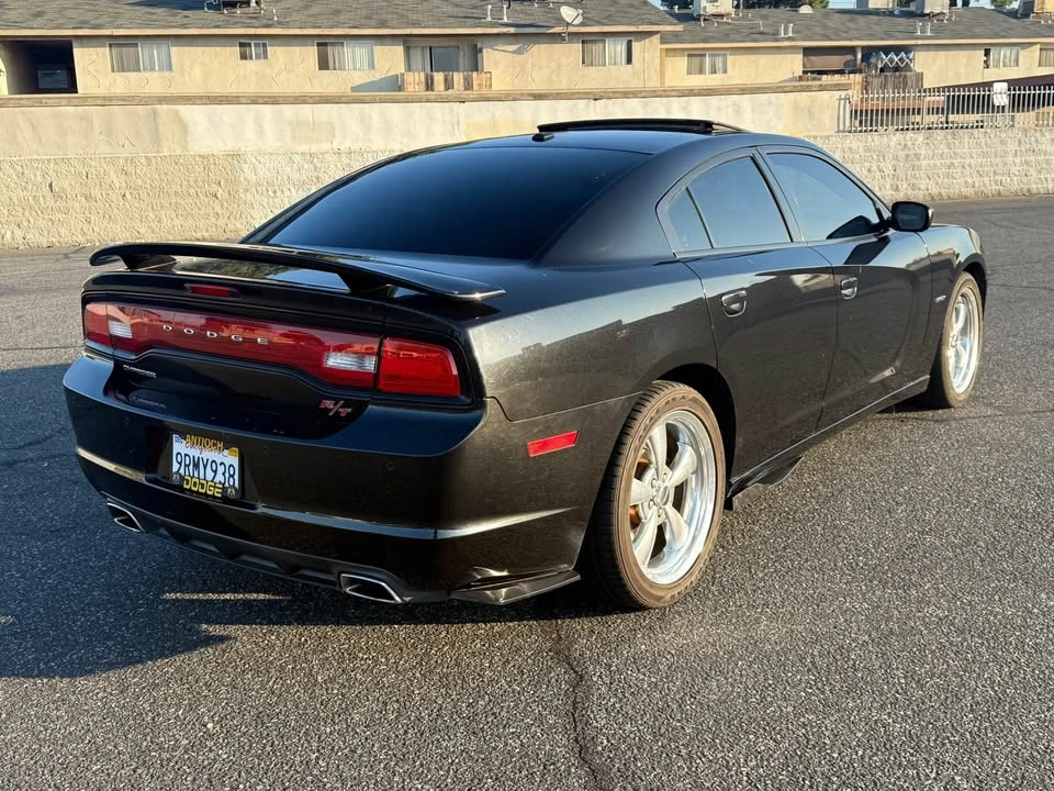 2011 Dodge Charger 7th Gen - Image 4 of 18