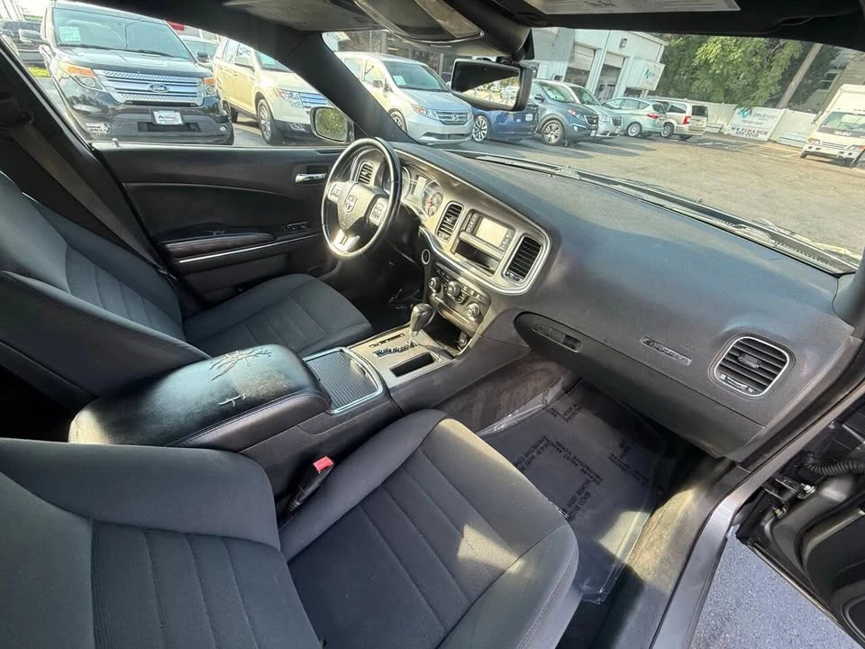 2011 Dodge Charger 7th Gen - Image 15 of 19